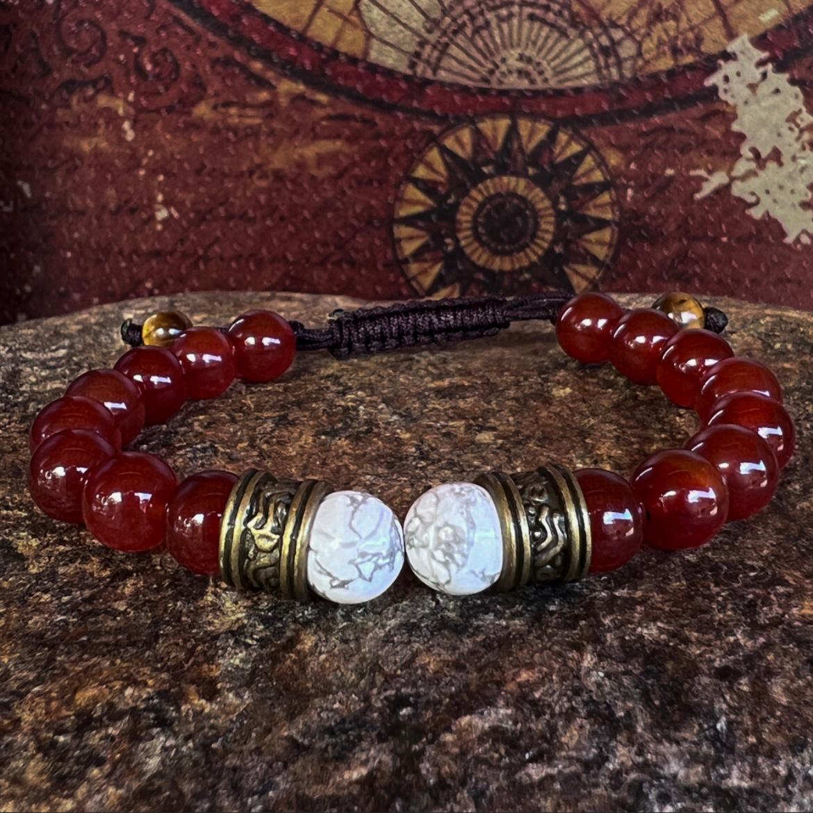 Cornaline ¤ Howlite